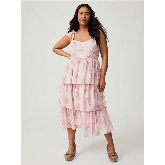 torrid Dresses & Skirts - Torrid Sweetheart Tiered Ruffle Midi Dress Size 3